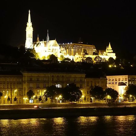 Diana'S Charming Studio At The Buda Castle Budapeste Exterior foto